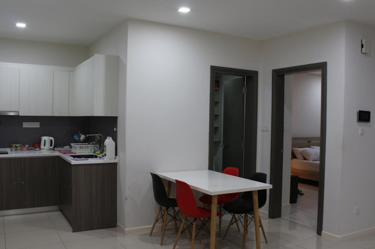 Suasana Suites D'Homestay Jb Town Джохор-Бару Екстер'єр фото